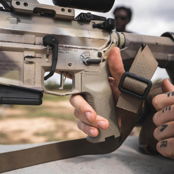 Magpul - Powiększony chwyt pistoletowy MOE® K2-XL Grip do AR-15 / M4 - Flat Dark Earth - MAG1165-FDE