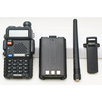 BAOFENG Duobander BAOFENG UV-5R 5W 2m/70cm VHF & UHF - Mikrofonosłuchawka GRATIS