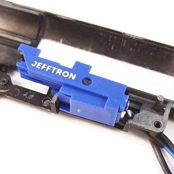 JeffTron  - MOSFET V3 z okablowaniem pod dekiel